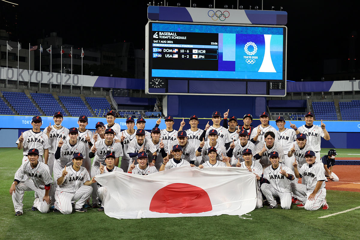 日本球员表现出色，赢得阵阵赞誉