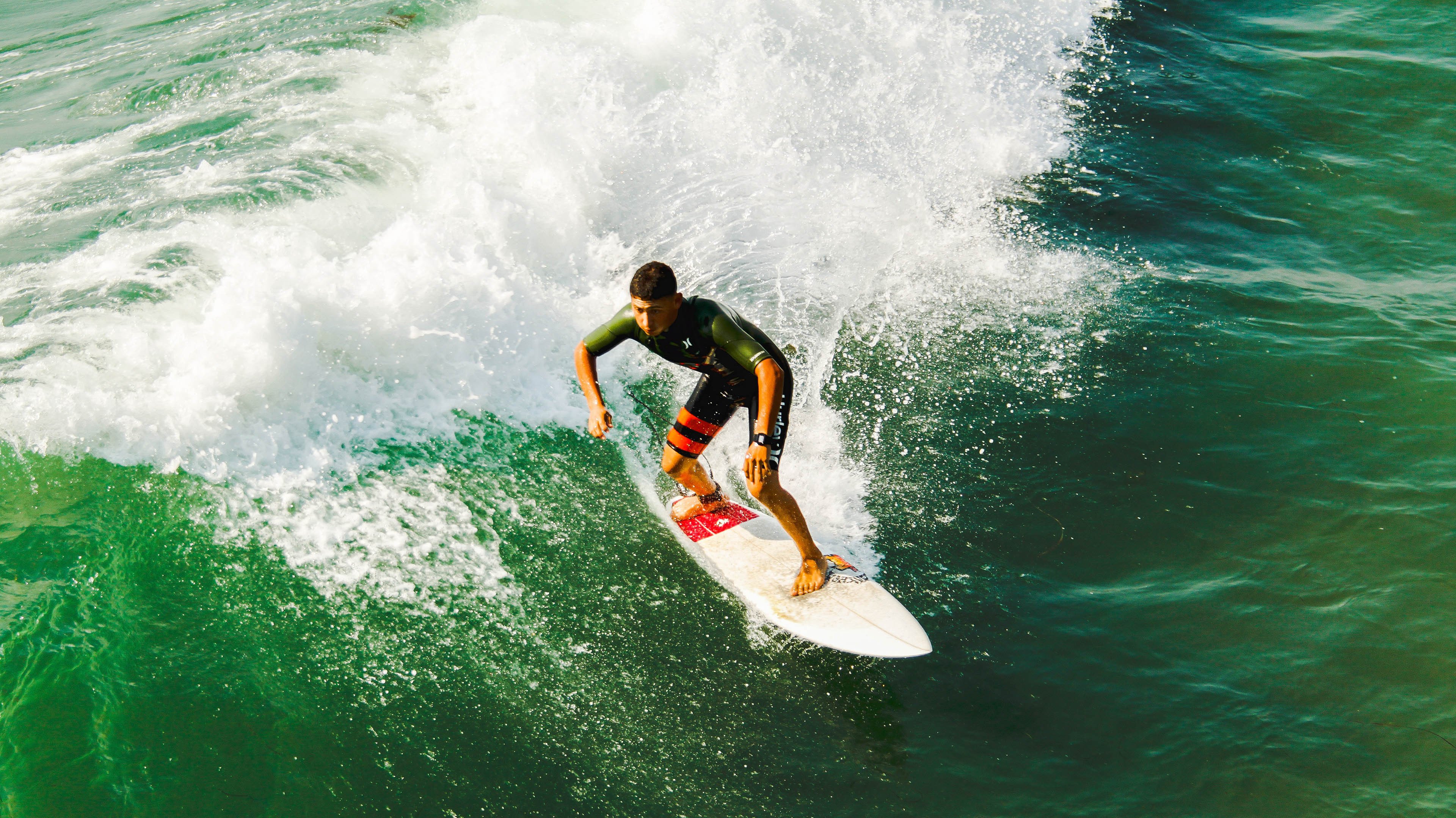 欧冠半决赛之夜,萨拉赫点燃赛场