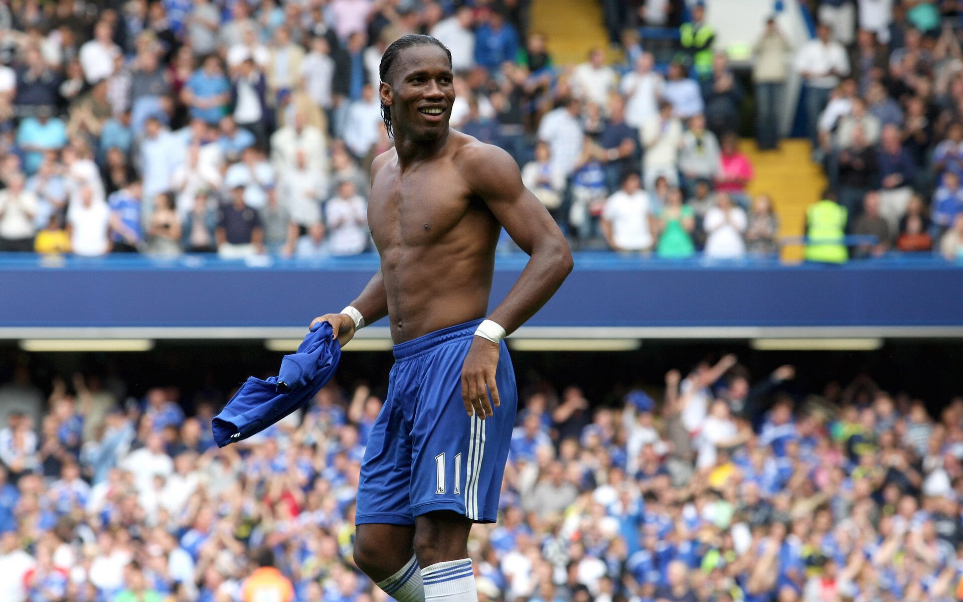 DB赛事竞猜-孙兴慜，F1新赛季揭幕战之夜，舞台越大越强